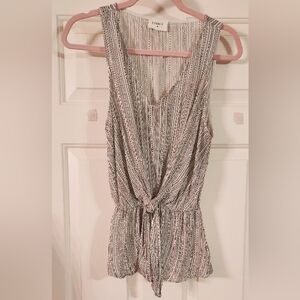 EVERLY Shirt Women's Sz M Sleeveless Top Black White Elastic and Tie Waist